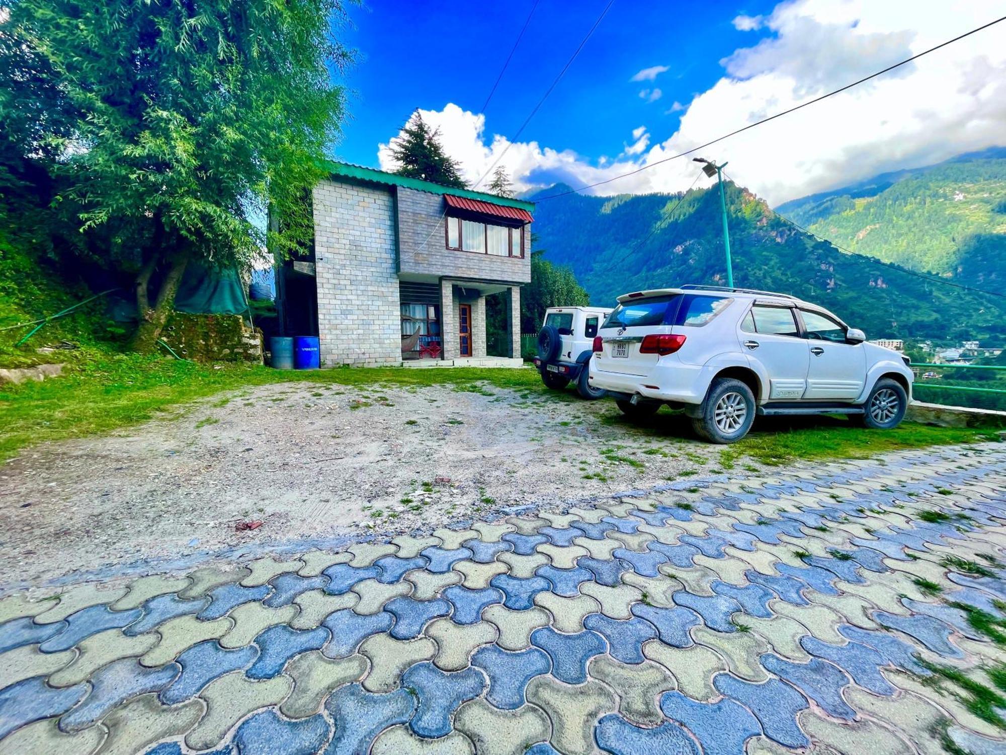 Himalayan River Mountain View 2 Bedrooms Cottage, Manali ภายนอก รูปภาพ